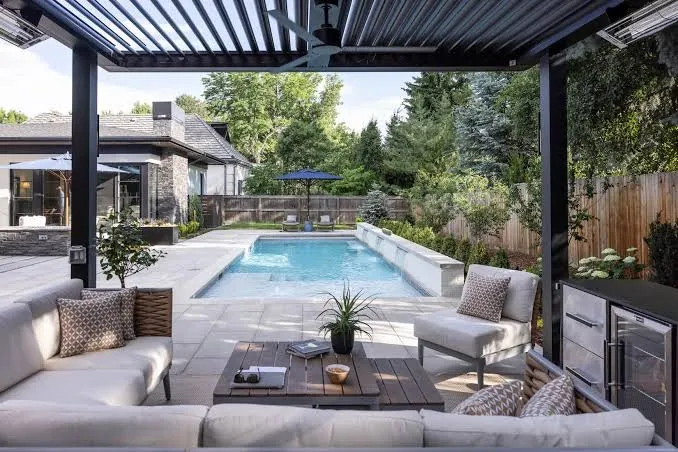 Outdoor Living in Sarasota by Salt & Pepper Construction